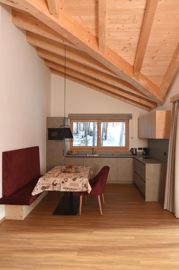 Les Ciases Chalets Dolomites St. Vigil Exterior foto